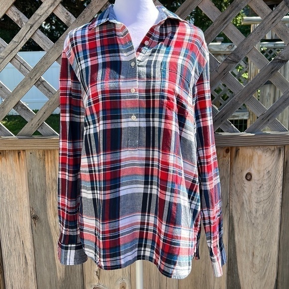 Tommy Hilfiger plaid top size large - Picture 1 of 10